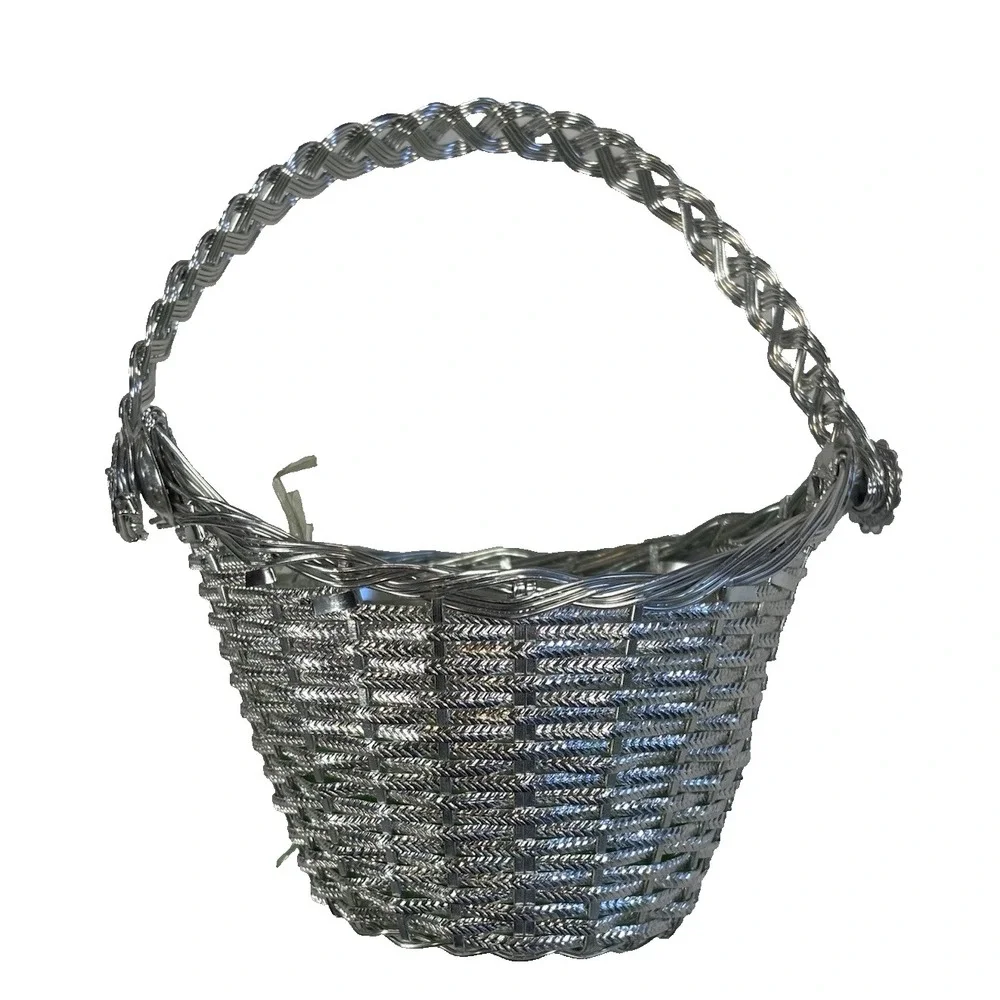 Vintage 1970's Avon Treasure Basket Silver Tone 4 Special‎ Occasion Guest Soaps